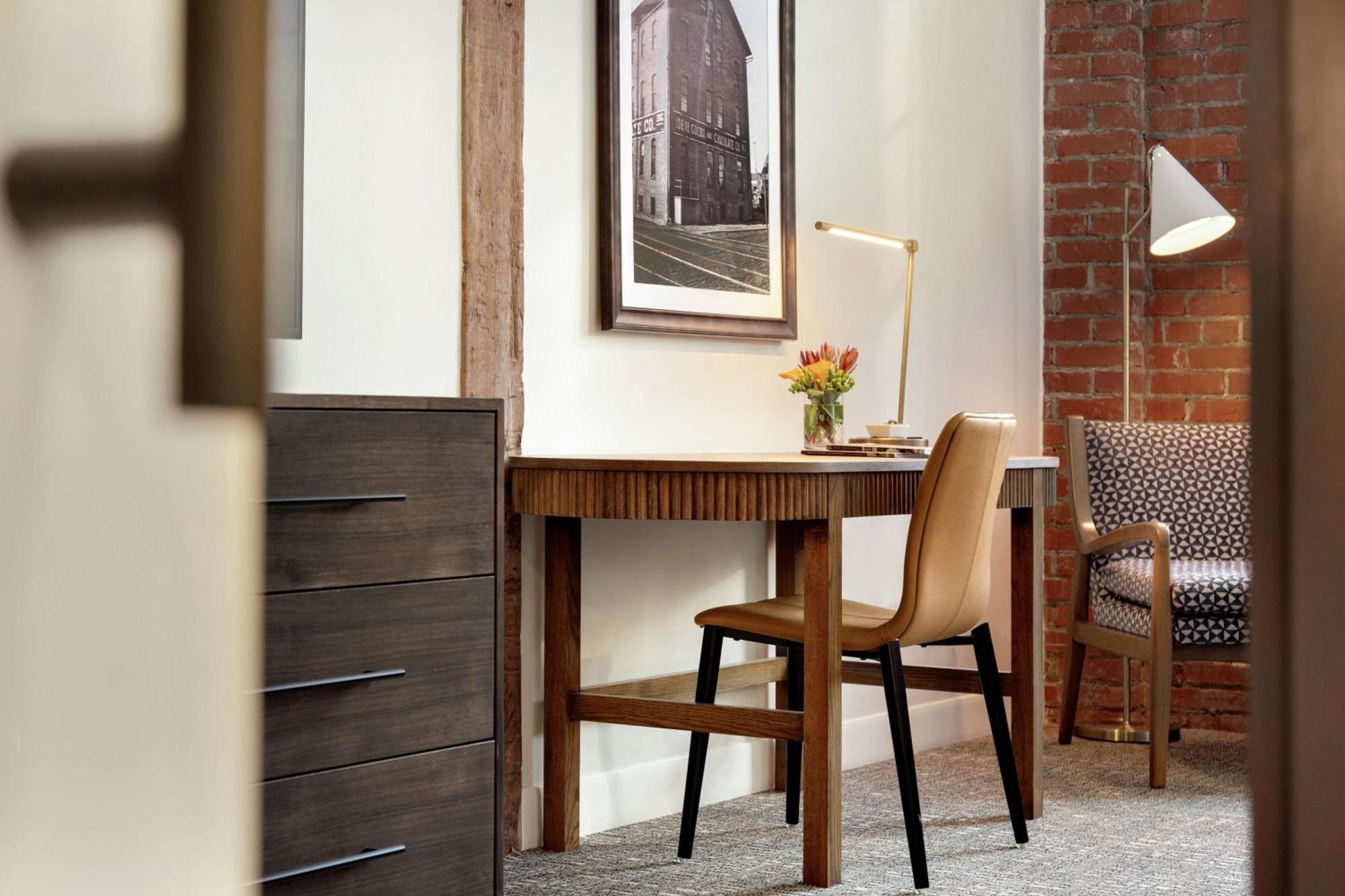 The Wilbur Lititz, Tapestry Collection By Hilton Hotel Exterior photo